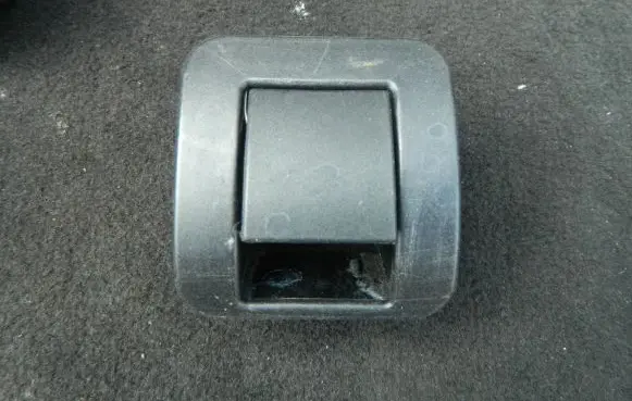 BMW 5 E39 ISOFIX cover 7053139