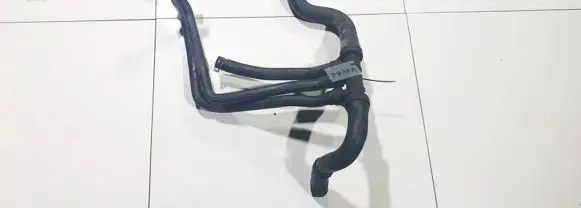 Nissan Primera Engine coolant pipe/hose