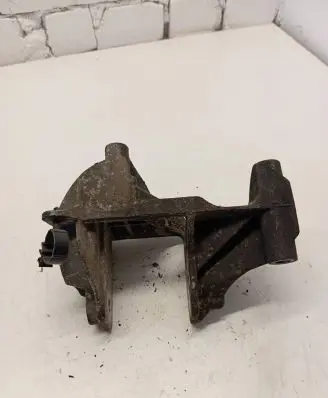 Volkswagen Transporter - Caravelle T5 Engine mounting bracket 070199343B