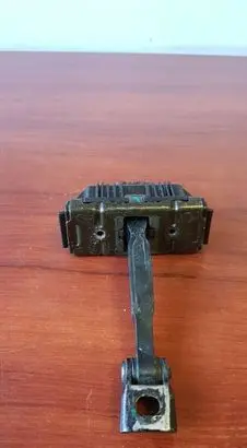 BMW X5 E53 Front door check strap stopper 8402502