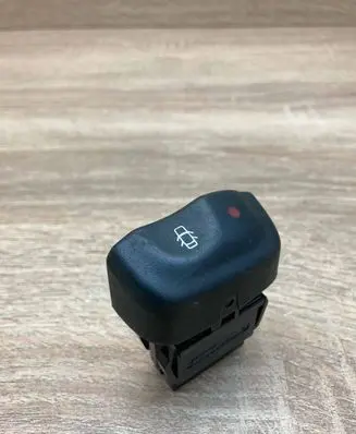 Renault Scenic I Central locking switch button 842423