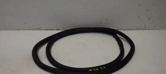 Volvo XC40 Rubber seal rear door 