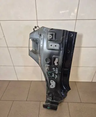KIA Ceed Pillar (middle) 