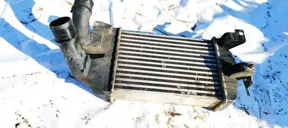 Opel Astra H Intercooler radiator 13213402