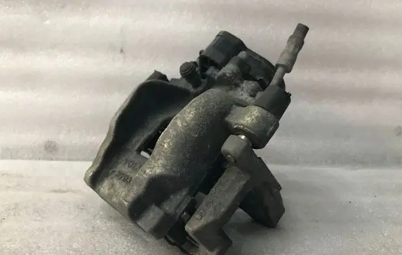 Volvo S60 Rear brake caliper 32217364