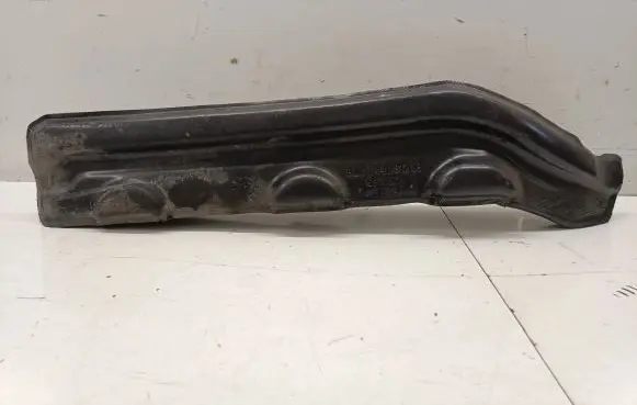 BMW 1 F40 Fender foam support/seal 7448812