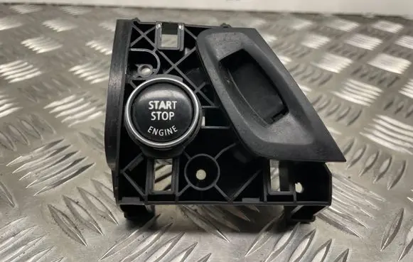 BMW X6 E71 Ignition lock 6967675 9177974