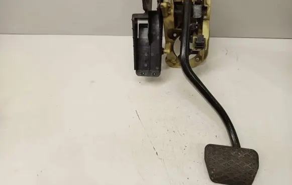 BMW 5 GT F07 Brake pedal 35116782665 6782665