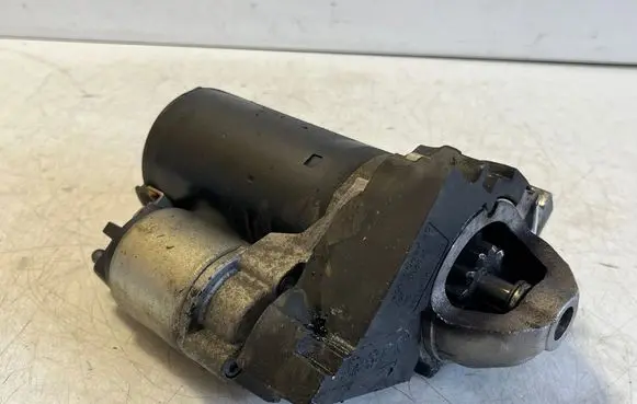 BMW X3 F25 Starter motor 8506657