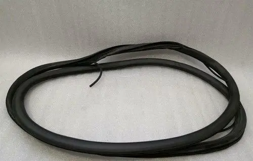 Bentley Flying Spur Rear door rubber seal (on body) 3W5867368C