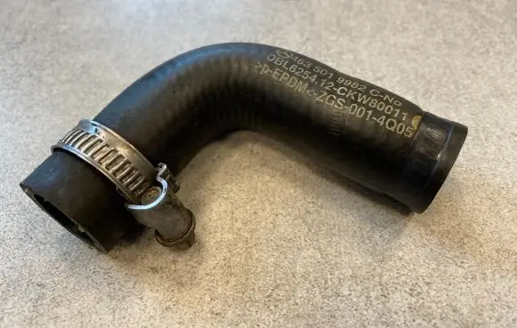 Mercedes-Benz G W461 W463 1st Gen Air intake hose/pipe A4635019982