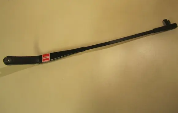 Volkswagen Golf Plus Front wiper blade arm 5M0955410A