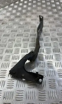 Audi A5 8T 8F Fender mounting bracket 8T0821136A