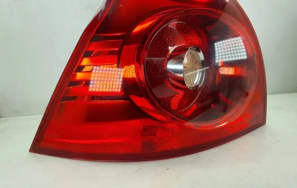 Volkswagen Golf V Rear/tail lights 1K6945095E 00254756 028490102A