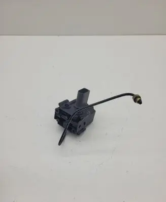 BMW X5 E70 Air suspension valve block 108670