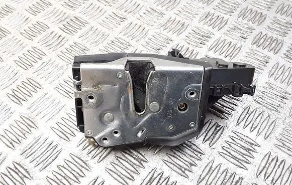 BMW 3 E46 Front door lock