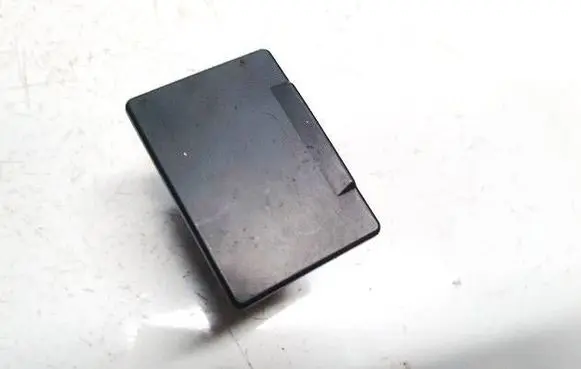 Nissan Leaf I (ZE0) USB socket connector gt25mj4rad