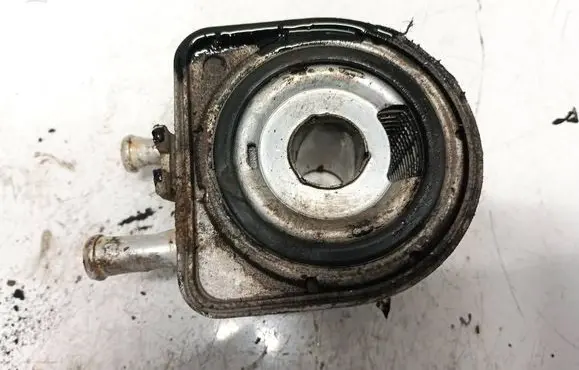 Engine oil radiator