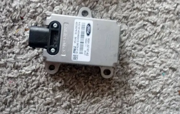 Ford Mondeo Mk III ESP acceleration yaw rate sensor 6g91-3c187-ag