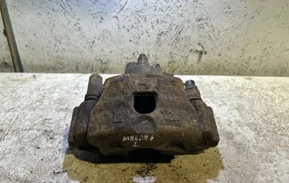 Mazda 6 Front brake caliper