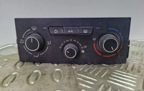 Peugeot 207 Climate control unit 69910014 N107405N
