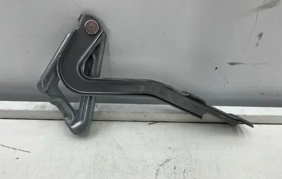 Suzuki Vitara (LY) Engine bonnet/hood hinges 5742054P00000