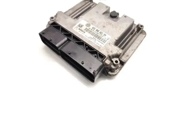 Volkswagen Golf V Engine control unit/module 03G906021PM 0281014061 1039S21729