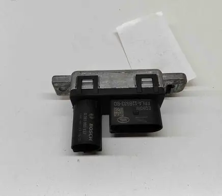 Land Rover Discovery 5 Glow plug pre-heat relay FPLA12B533BD