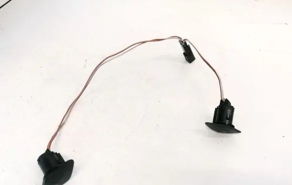 Steering wheel buttons/switches
