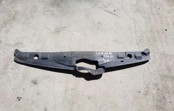 Toyota Corolla Verso E121 Radiator trim 5328913010