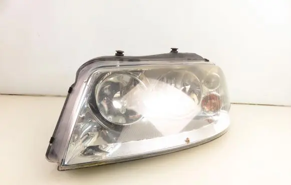 Volkswagen Sharan Headlight/headlamp 7M3941015L 0301182201