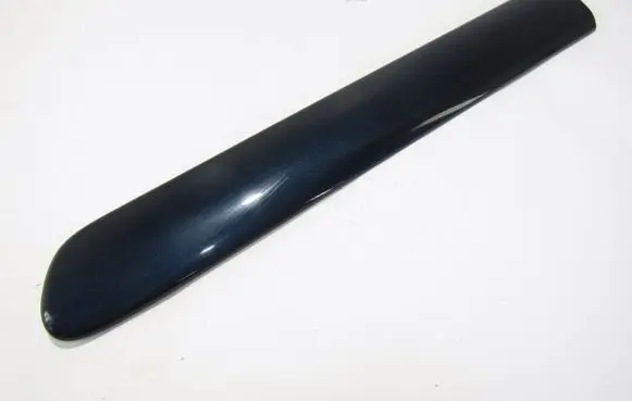 Rear fender molding trim