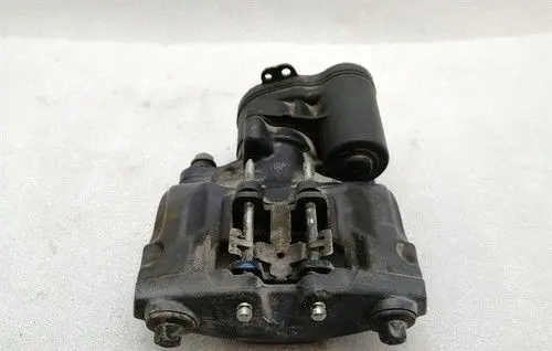 Chevrolet Corvette C8 Rear brake caliper 13546299