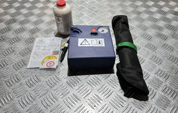 Honda Civic X Tire air pump compressor DG22050