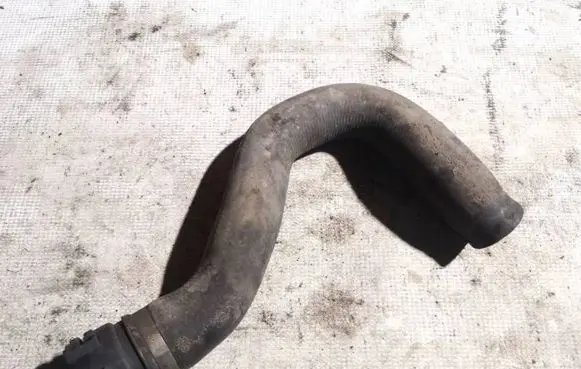 Audi A6 S6 C6 4F Engine coolant pipe/hose