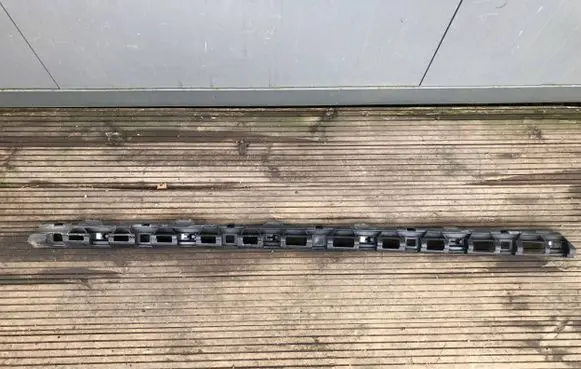Volkswagen PASSAT B8 Sill supporting ledge 106501400100