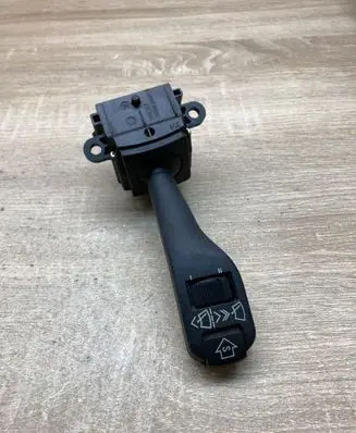 BMW 5 E39 Wiper control stalk 8375408 01204030