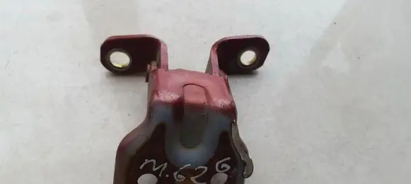 Mazda 626 Rear door lower hinge