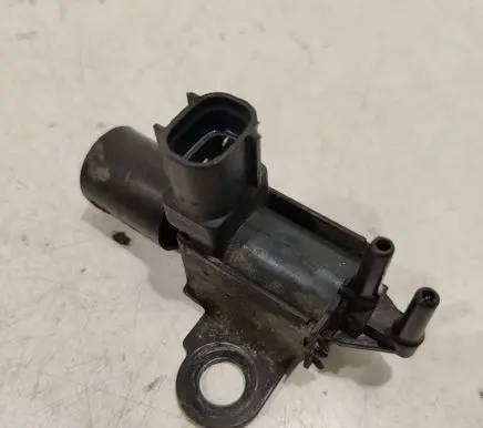 Renault Espace - Grand espace IV Vacuum valve 8943753311