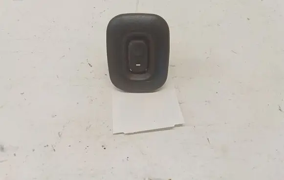 Nissan Terrano Other switches/knobs/shifts 221891