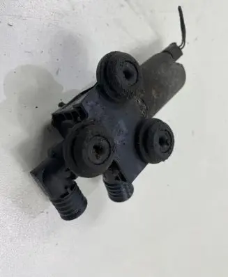 BMW 3 E90 E91 Electric auxiliary coolant/water pump 8392020068