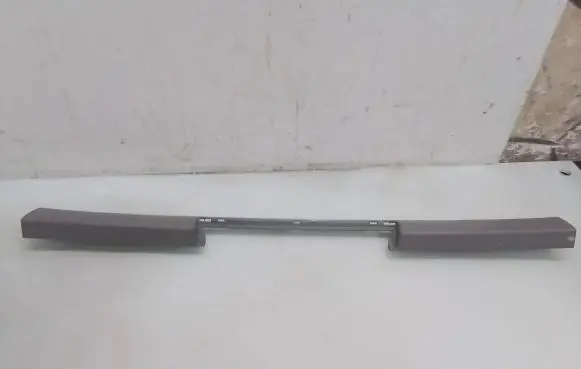 Subaru Forester SG Tailgate/trunk upper cover trim 94310SA000