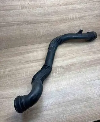 BMW 5 E60 E61 Intercooler hose/pipe 7803748 58300015