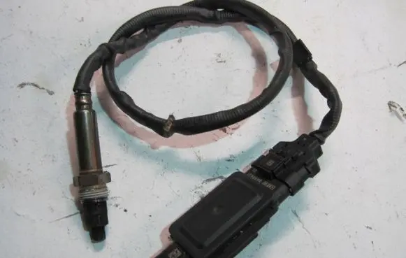 BMW 2 Active Tourer U06 Lambda probe sensor 8490431