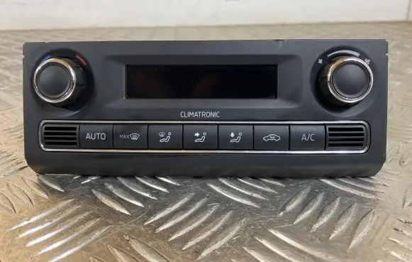 Skoda Roomster (5J) Climate control unit 5J0907044D A2C86684000