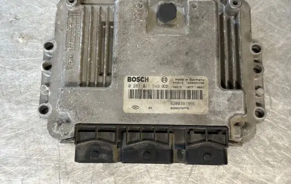 Renault Scenic II - Grand scenic II Engine control unit/module 8200391966