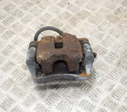 Land Rover Discovery 3 - LR3 Rear brake caliper
