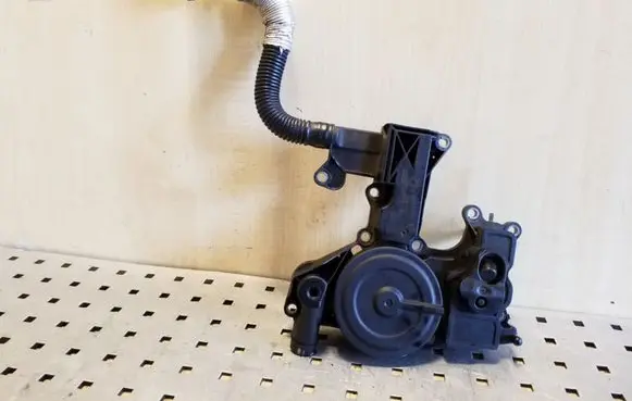 Audi TT TTS Mk2 Oil breather separator 06H103495 06H103226A