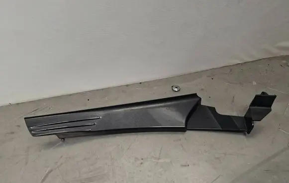 Opel Astra H Fender end trim 13272625