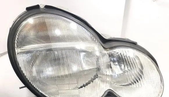 Mercedes-Benz C W203 Headlight/headlamp